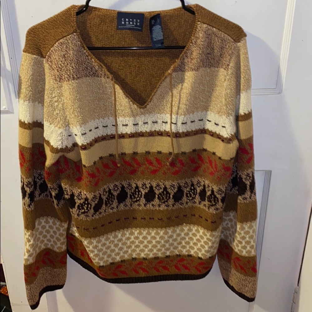 striped v-neck crazy horse sweater with tassels